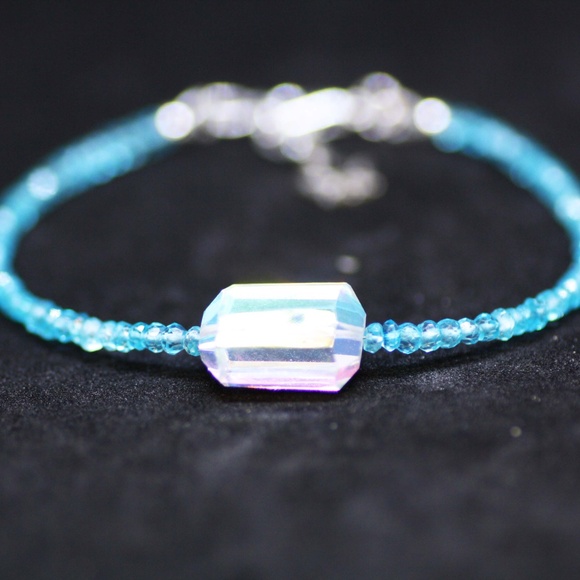 Natural Swiss Blue Topaz and Rainbow Quartz Bracelet in Sterling Silver 925 - Picture 2 of 6